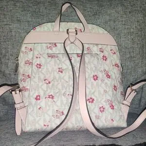 Michael Kors | Bags | Michael Kors Dallas Vanilla Multi Slim 